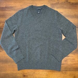 Banana Republic Men's Dark Charcoal V-Neck Cashmere Sweater
